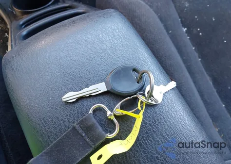 2003 Dodge Dakota from USA, damaged, VIN 1D7GG16XX3S158252